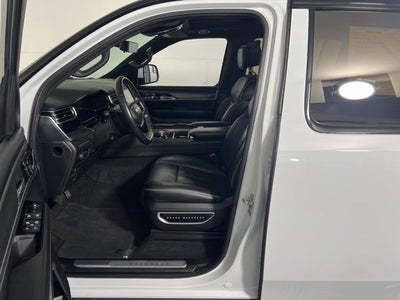2022 Jeep Grand Wagoneer Series II