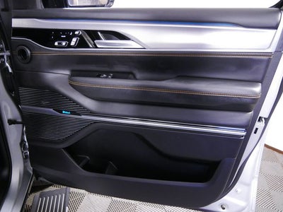 2023 Jeep Grand Wagoneer Series III