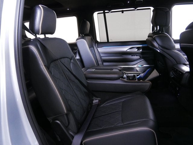 2023 Jeep Grand Wagoneer Series III