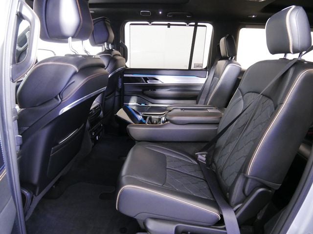 2023 Jeep Grand Wagoneer Series III
