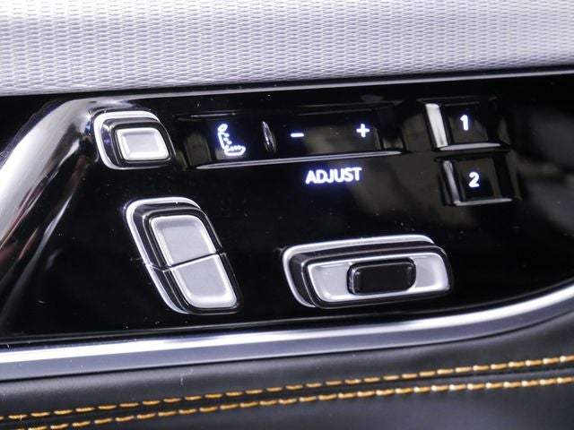 2023 Jeep Grand Wagoneer Series III