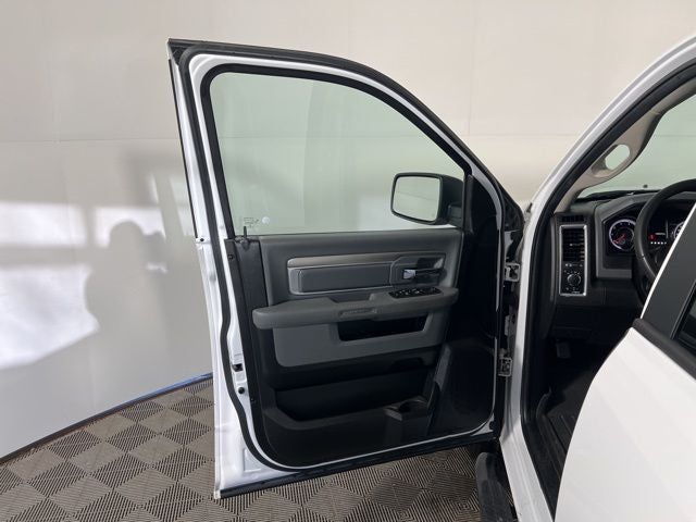 2019 RAM 1500 Classic SLT