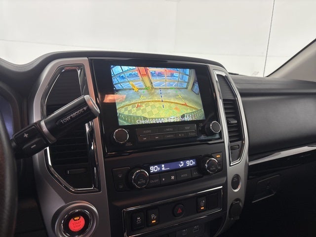 2021 Nissan Titan SV