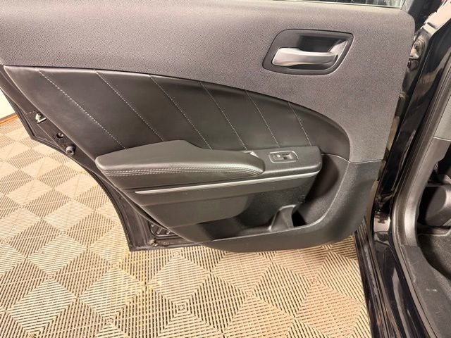 2017 Dodge Charger SXT