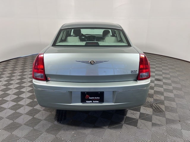 2005 Chrysler 300 Touring