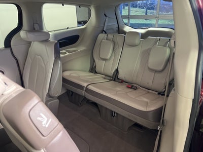 2017 Chrysler Pacifica Touring L