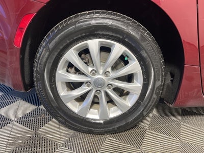 2017 Chrysler Pacifica Touring L