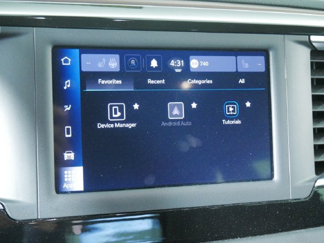 2022 Chrysler Voyager LX