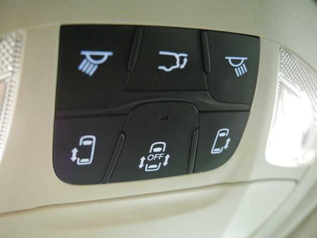 2017 Chrysler Pacifica Touring L Plus