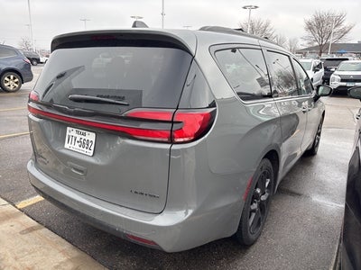 2025 Chrysler Pacifica Limited