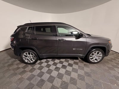 2023 Jeep Compass Latitude Lux