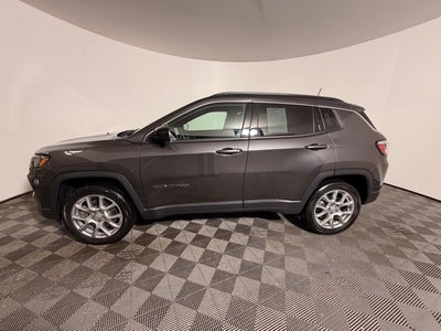 2023 Jeep Compass Latitude Lux