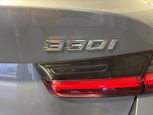 2025 BMW 3 Series 330i xDrive