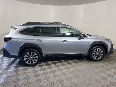 2023 Subaru Outback Touring
