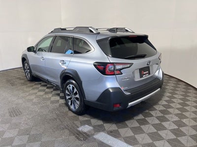 2023 Subaru Outback Touring