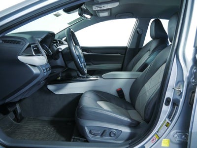 2019 Toyota Camry XLE