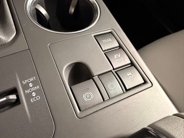 2024 Toyota Highlander Hybrid XLE