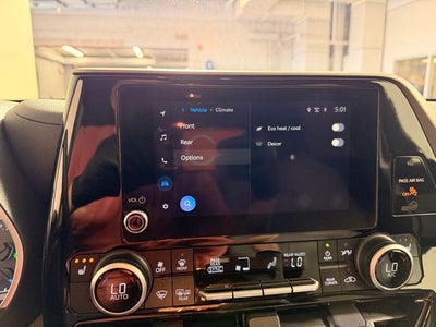 2024 Toyota Highlander Hybrid XLE