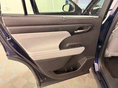 2024 Toyota Highlander Hybrid XLE
