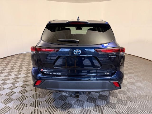 2024 Toyota Highlander Hybrid XLE