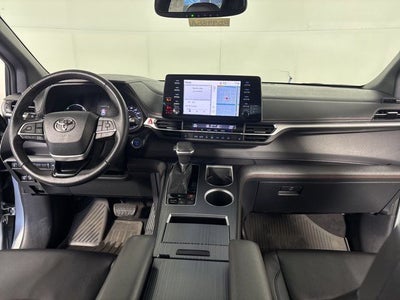 2022 Toyota Sienna XSE 7 Passenger