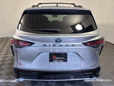 2022 Toyota Sienna XSE 7 Passenger