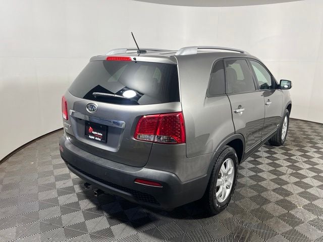 2011 Kia Sorento LX
