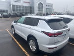2024 Mitsubishi Outlander ES