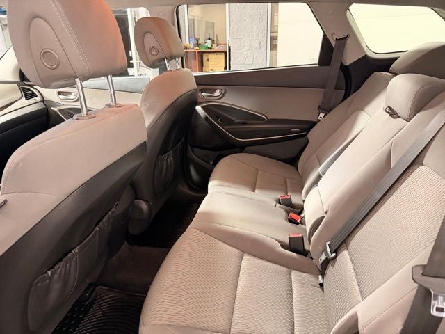 2018 Hyundai Santa Fe SE
