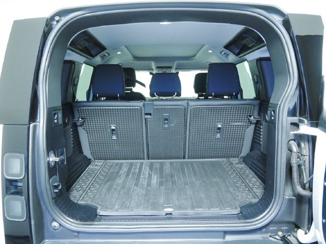 2026 Land Rover Defender 110 S