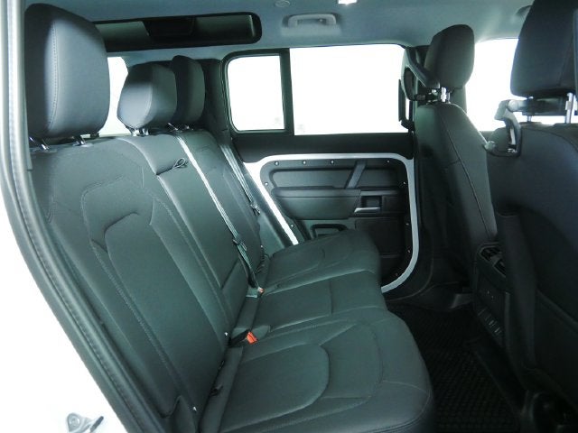 2026 Land Rover Defender 110 S