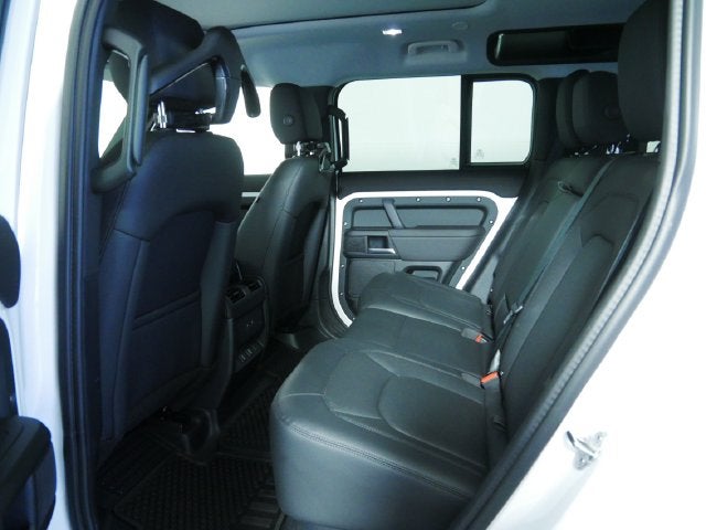2026 Land Rover Defender 110 S