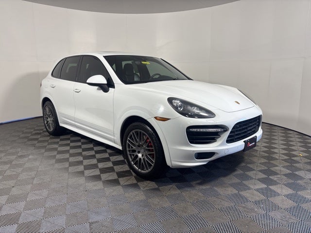 2014 Porsche Cayenne GTS