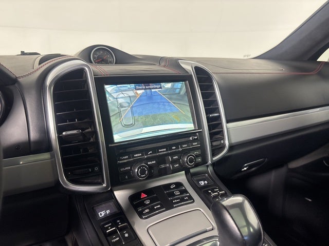 2014 Porsche Cayenne GTS