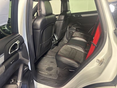 2014 Porsche Cayenne GTS