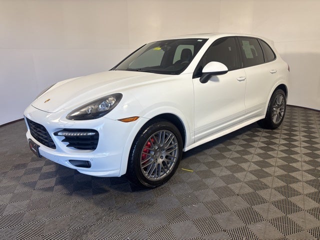 2014 Porsche Cayenne GTS
