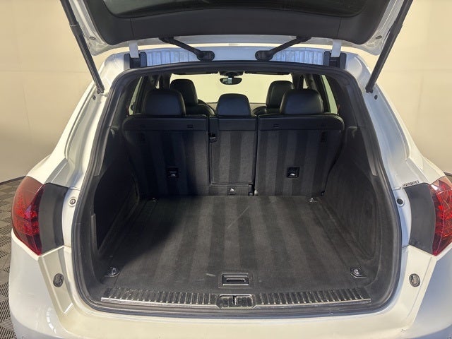 2014 Porsche Cayenne GTS