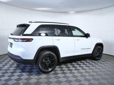 2024 Jeep Grand Cherokee Altitude