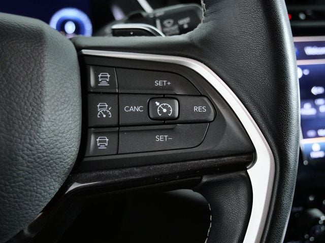 2022 Jeep Grand Cherokee L Laredo