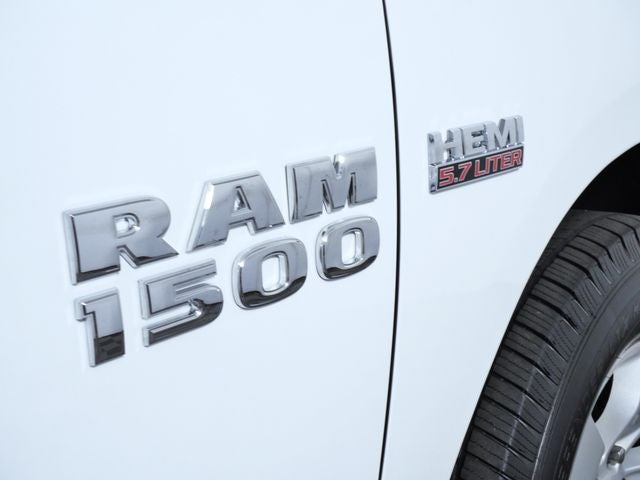 2017 RAM 1500 SLT
