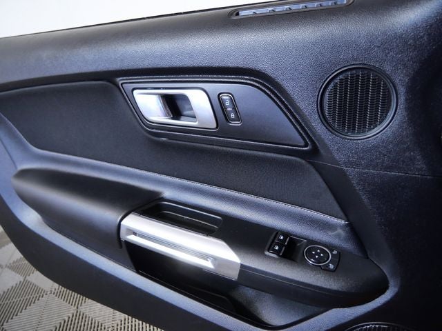 2021 Ford Mustang EcoBoost