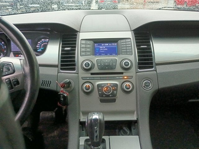 2016 Ford Taurus SEL