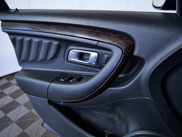 2018 Ford Taurus Limited