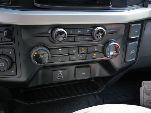 2023 Ford F-600SD XL 169 WB