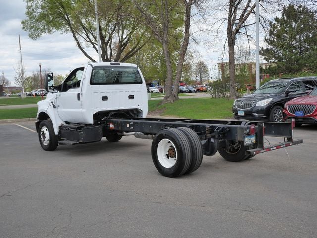 2023 Ford F-650SD Base