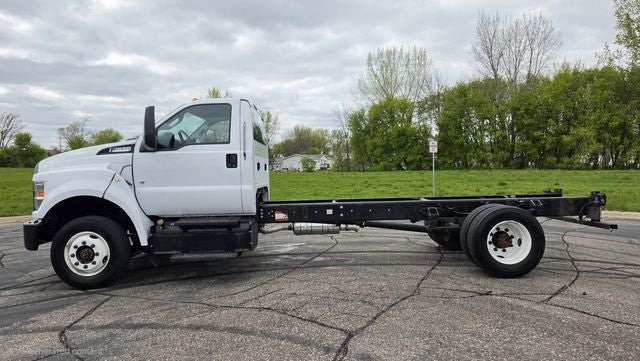 2023 Ford F-650SD Base