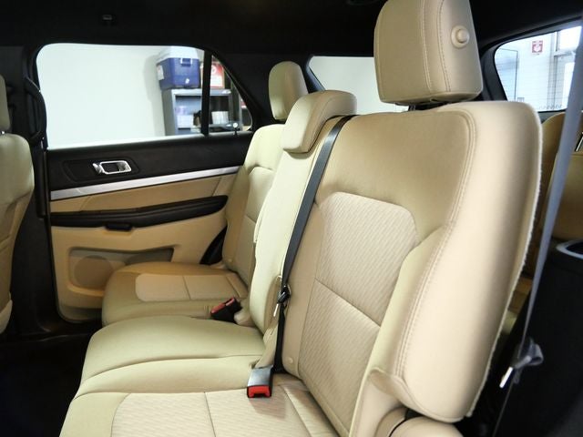 2017 Ford Explorer Base