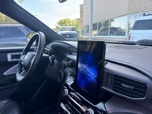 2023 Ford Explorer Platinum