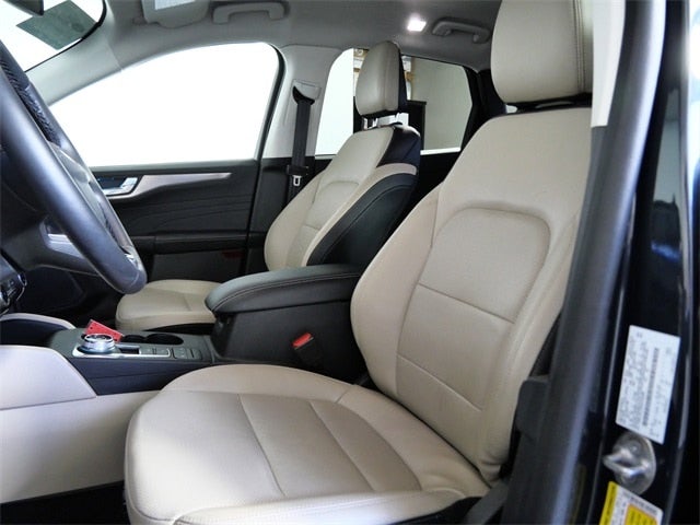 2022 Ford Escape Plug-In Hybrid Titanium