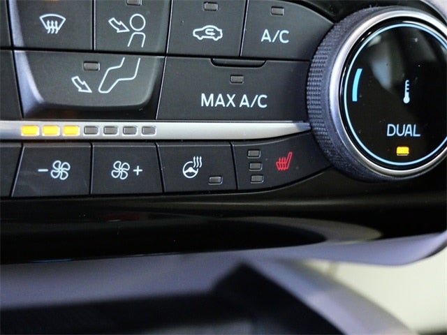 2022 Ford Escape Plug-In Hybrid Titanium